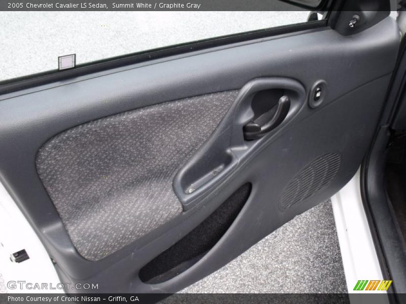 Summit White / Graphite Gray 2005 Chevrolet Cavalier LS Sedan