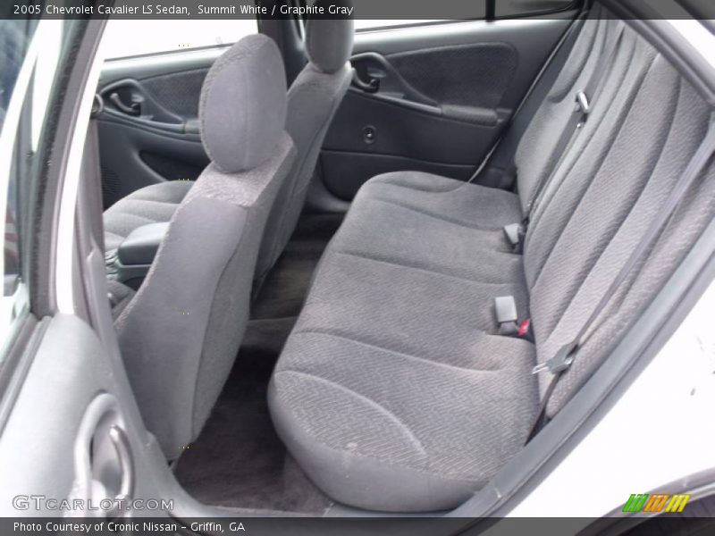 Summit White / Graphite Gray 2005 Chevrolet Cavalier LS Sedan