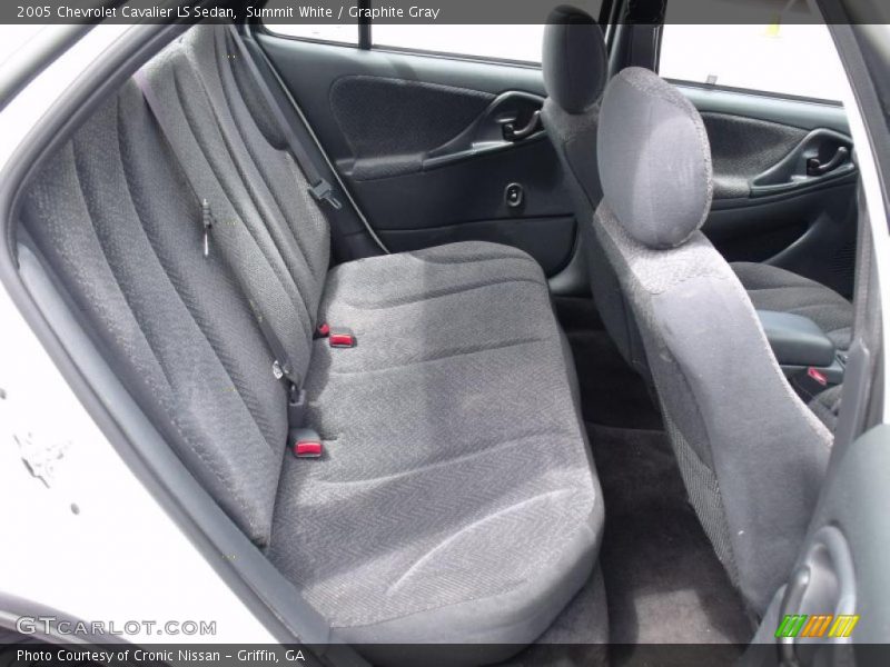 Summit White / Graphite Gray 2005 Chevrolet Cavalier LS Sedan