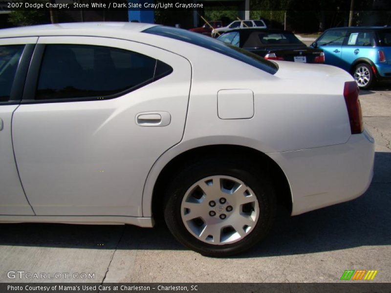 Stone White / Dark Slate Gray/Light Graystone 2007 Dodge Charger