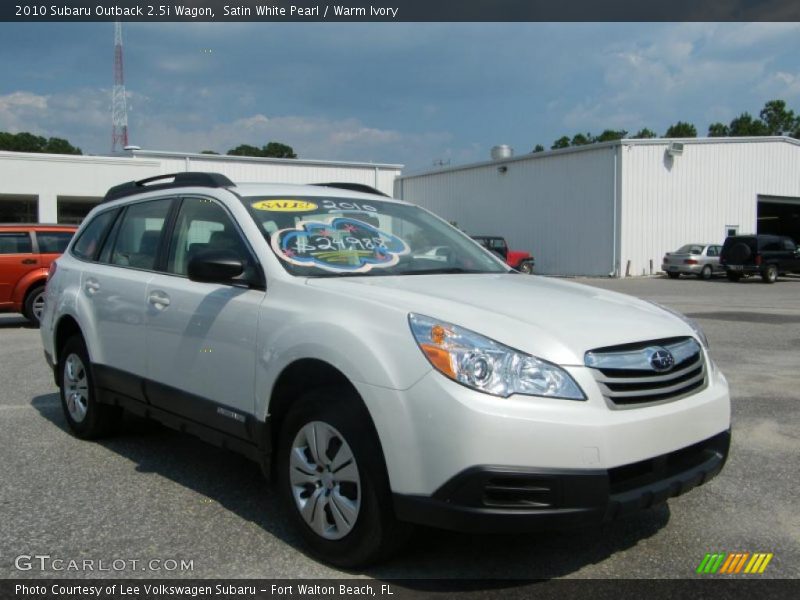 Satin White Pearl / Warm Ivory 2010 Subaru Outback 2.5i Wagon