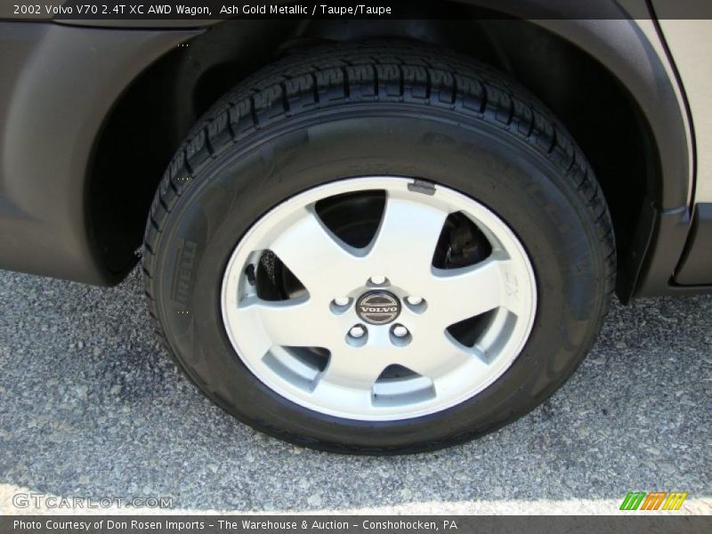 Ash Gold Metallic / Taupe/Taupe 2002 Volvo V70 2.4T XC AWD Wagon