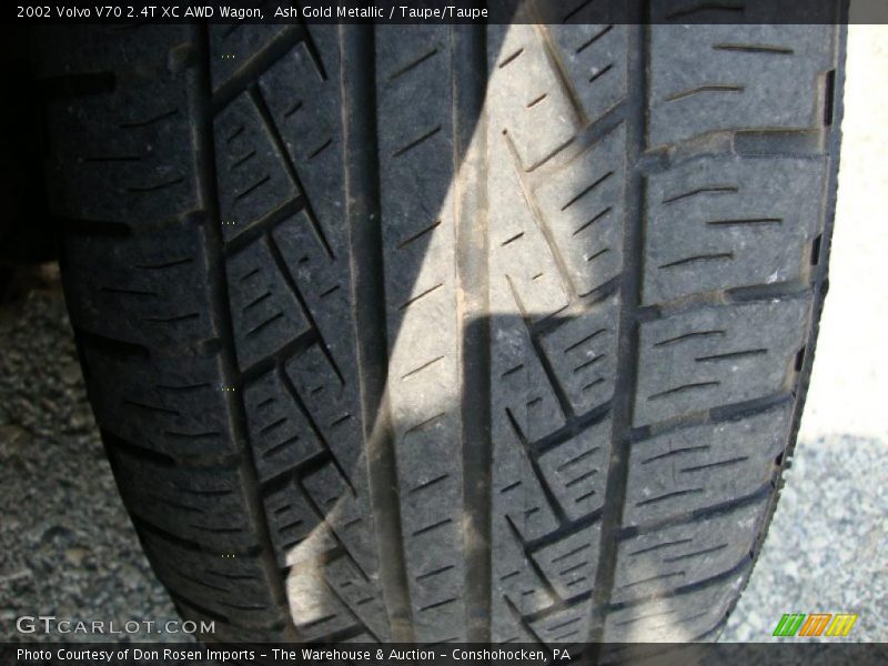 Ash Gold Metallic / Taupe/Taupe 2002 Volvo V70 2.4T XC AWD Wagon