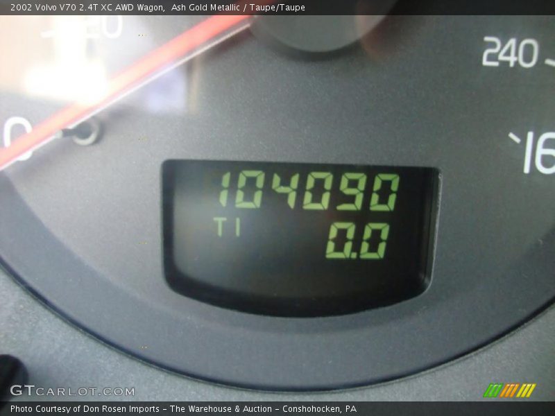 Ash Gold Metallic / Taupe/Taupe 2002 Volvo V70 2.4T XC AWD Wagon