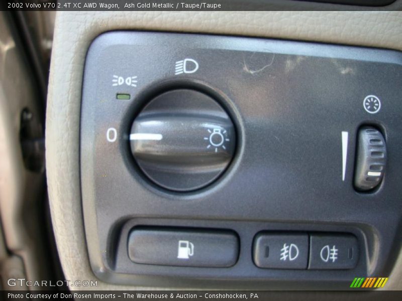 Ash Gold Metallic / Taupe/Taupe 2002 Volvo V70 2.4T XC AWD Wagon