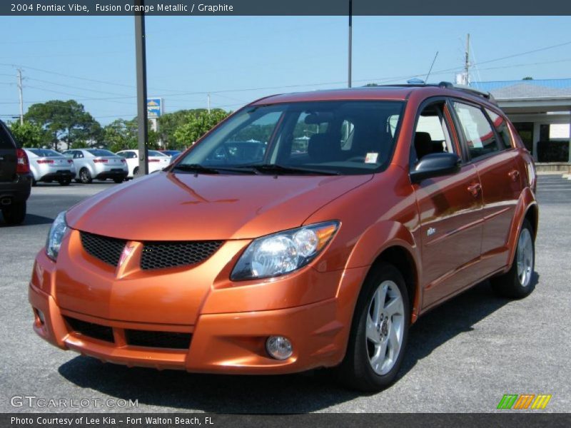 Fusion Orange Metallic / Graphite 2004 Pontiac Vibe