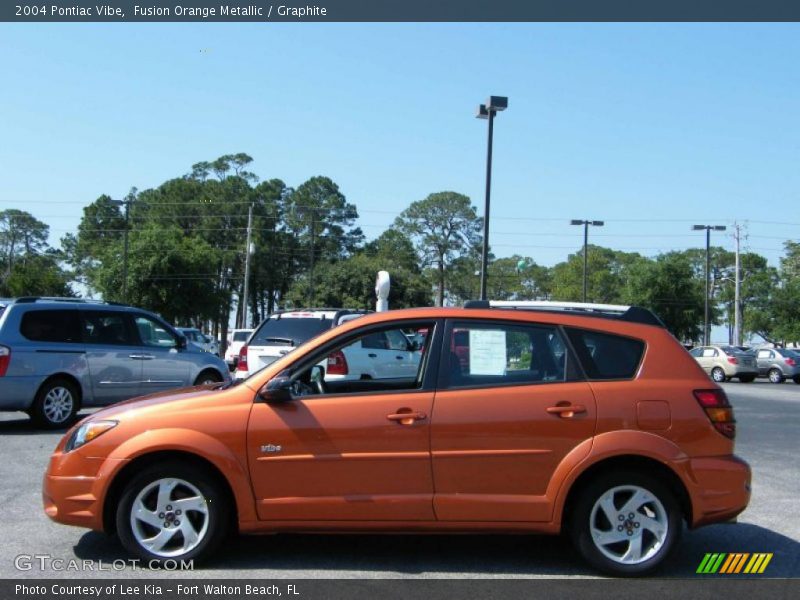 Fusion Orange Metallic / Graphite 2004 Pontiac Vibe