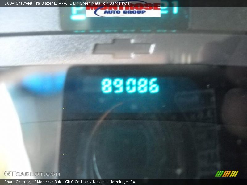 Dark Green Metallic / Dark Pewter 2004 Chevrolet TrailBlazer LS 4x4