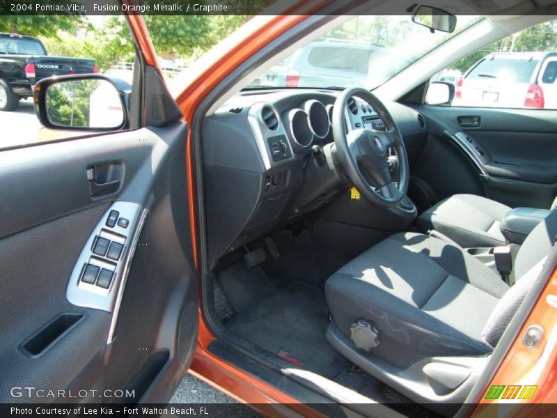 Fusion Orange Metallic / Graphite 2004 Pontiac Vibe