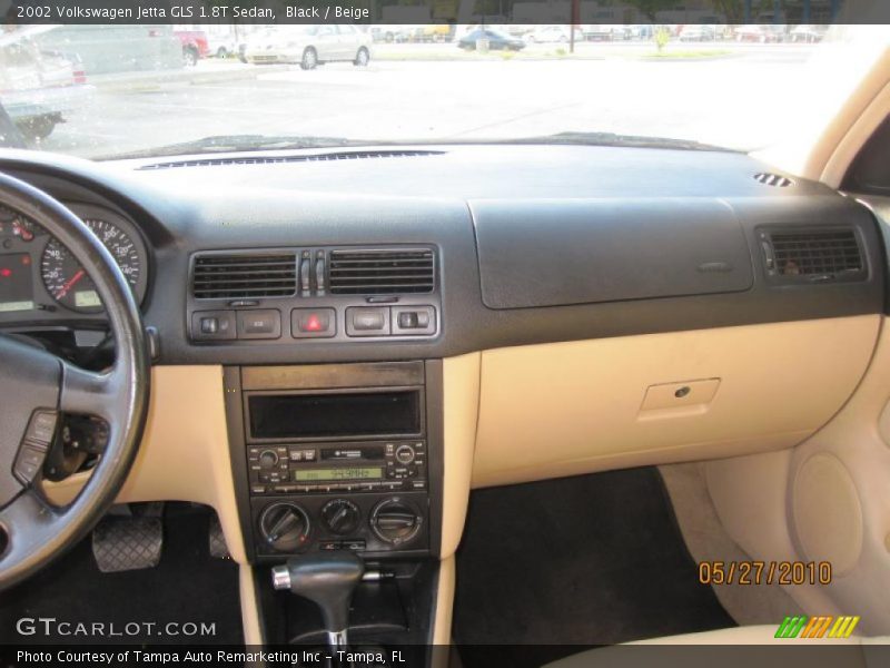 Black / Beige 2002 Volkswagen Jetta GLS 1.8T Sedan