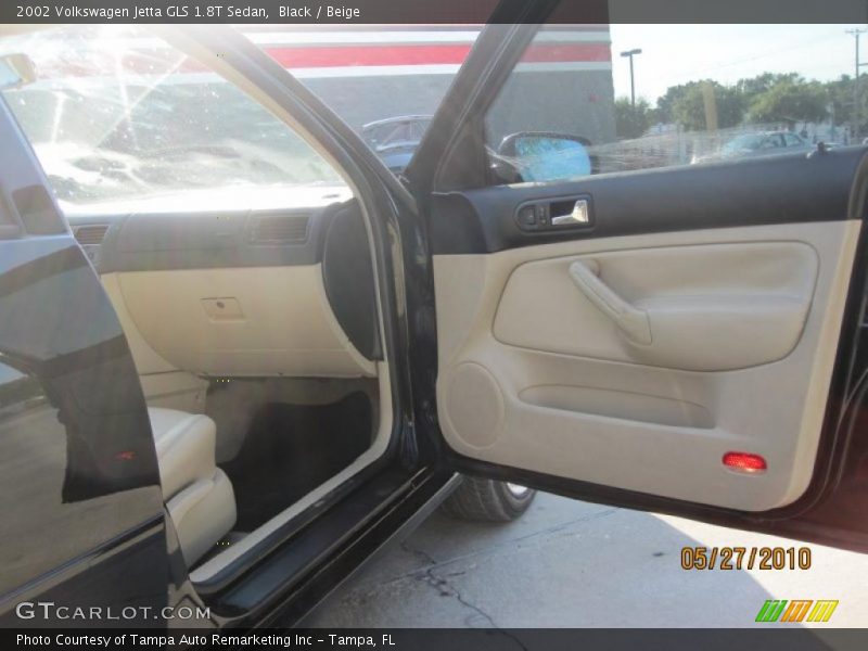Black / Beige 2002 Volkswagen Jetta GLS 1.8T Sedan