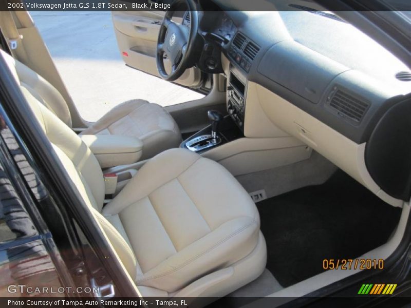 Black / Beige 2002 Volkswagen Jetta GLS 1.8T Sedan