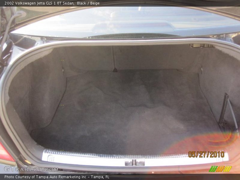 Black / Beige 2002 Volkswagen Jetta GLS 1.8T Sedan