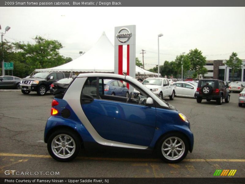 Blue Metallic / Design Black 2009 Smart fortwo passion cabriolet