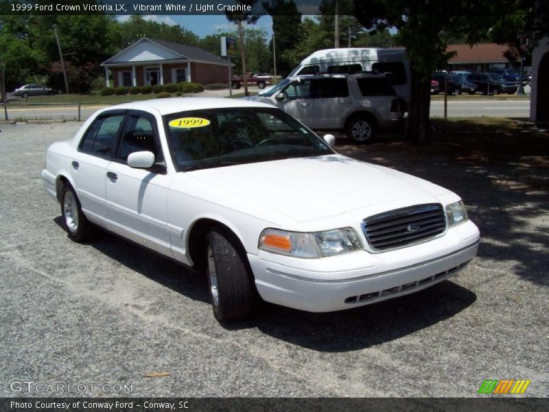 Vibrant White / Light Graphite 1999 Ford Crown Victoria LX