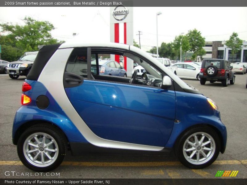 Blue Metallic / Design Black 2009 Smart fortwo passion cabriolet