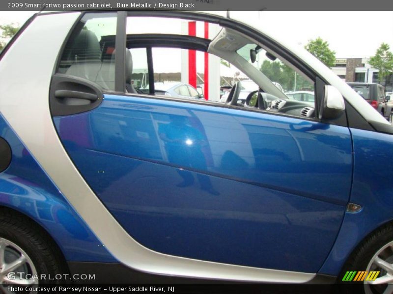 Blue Metallic / Design Black 2009 Smart fortwo passion cabriolet