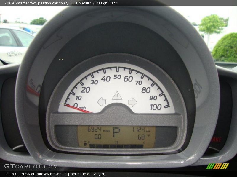 Blue Metallic / Design Black 2009 Smart fortwo passion cabriolet