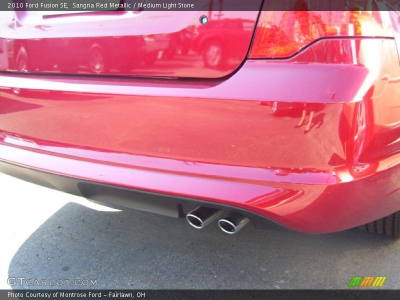 Sangria Red Metallic / Medium Light Stone 2010 Ford Fusion SE