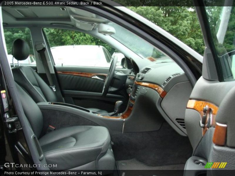 Black / Black 2005 Mercedes-Benz E 500 4Matic Sedan