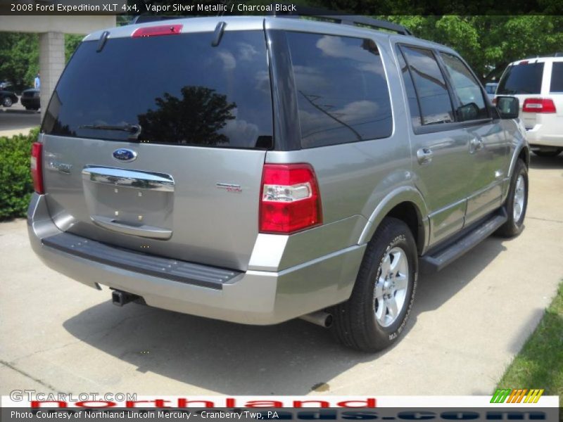 Vapor Silver Metallic / Charcoal Black 2008 Ford Expedition XLT 4x4