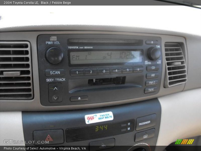 Black / Pebble Beige 2004 Toyota Corolla LE