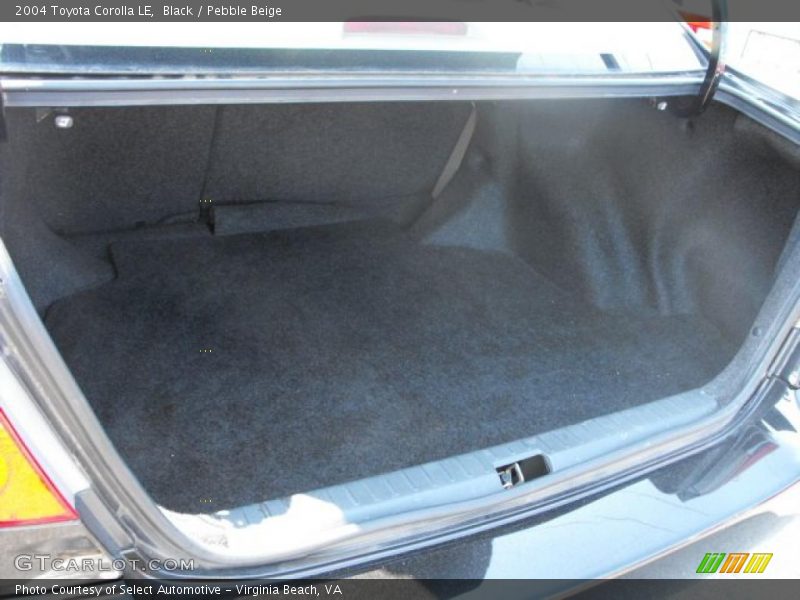 Black / Pebble Beige 2004 Toyota Corolla LE
