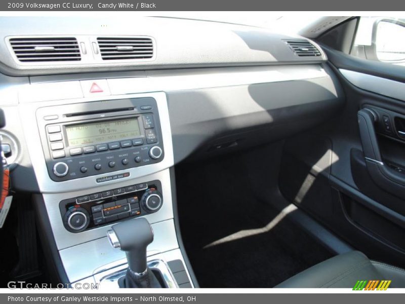 Candy White / Black 2009 Volkswagen CC Luxury
