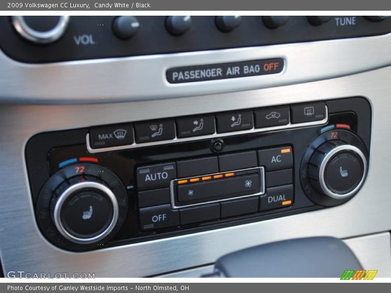 Candy White / Black 2009 Volkswagen CC Luxury