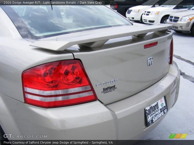 Light Sandstone Metallic / Dark Slate Gray 2009 Dodge Avenger R/T
