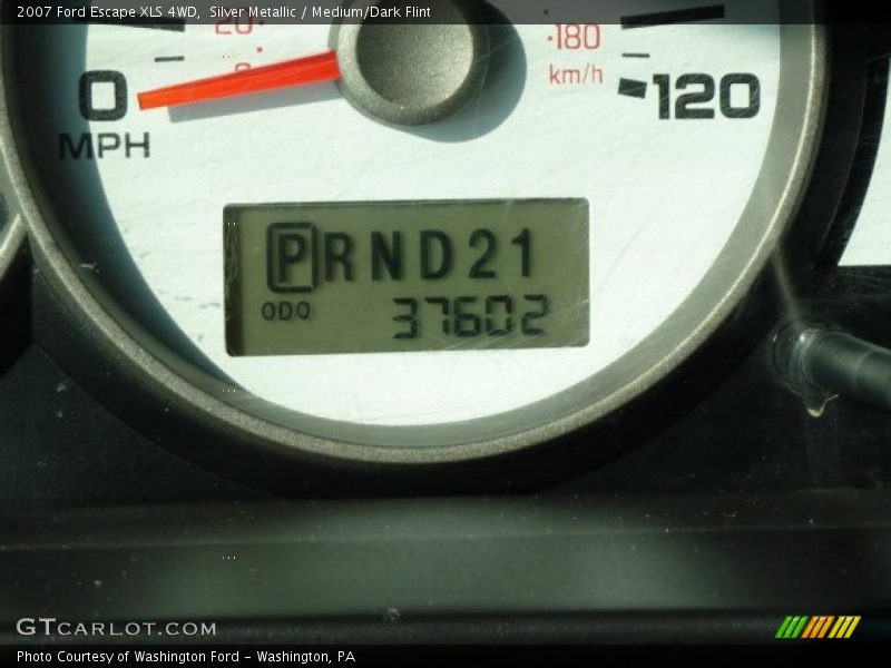 Silver Metallic / Medium/Dark Flint 2007 Ford Escape XLS 4WD