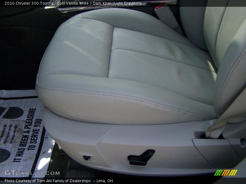 Cool Vanilla White / Dark Khaki/Light Graystone 2010 Chrysler 300 Touring