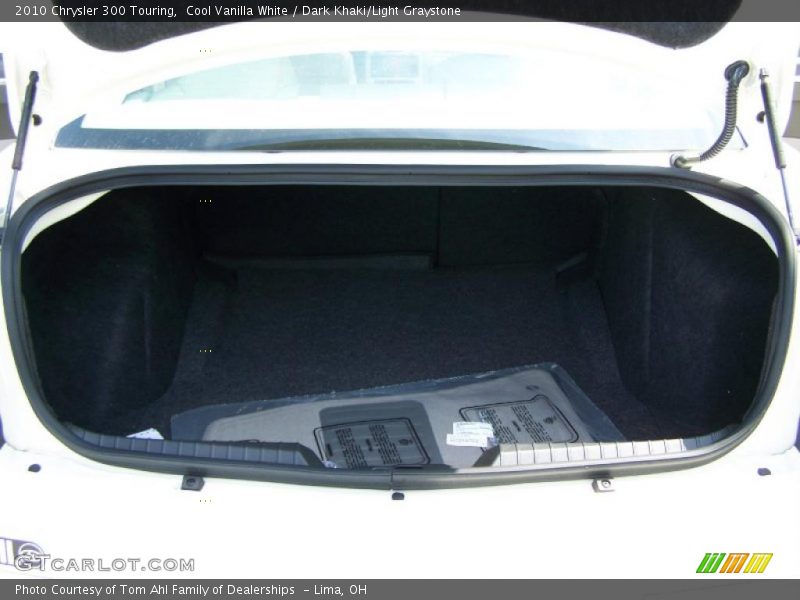 Cool Vanilla White / Dark Khaki/Light Graystone 2010 Chrysler 300 Touring