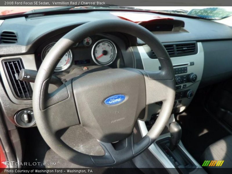 Vermillion Red / Charcoal Black 2008 Ford Focus SE Sedan