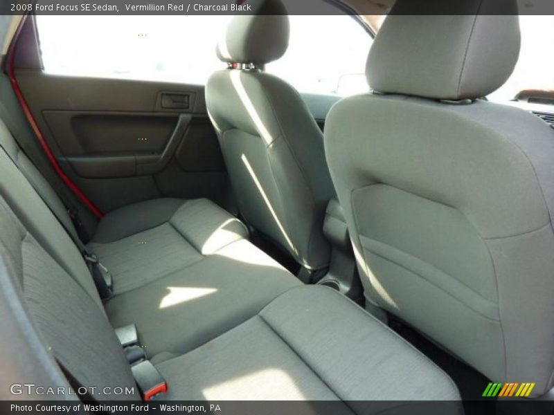 Vermillion Red / Charcoal Black 2008 Ford Focus SE Sedan