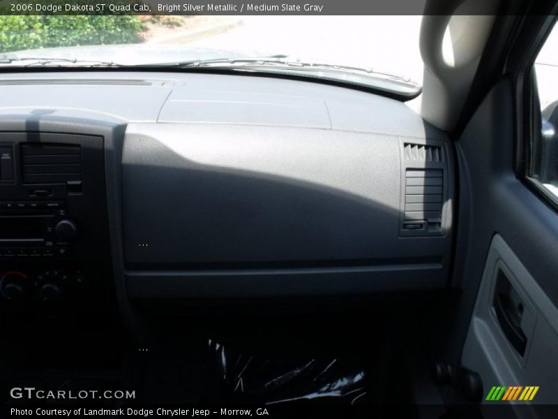 Bright Silver Metallic / Medium Slate Gray 2006 Dodge Dakota ST Quad Cab
