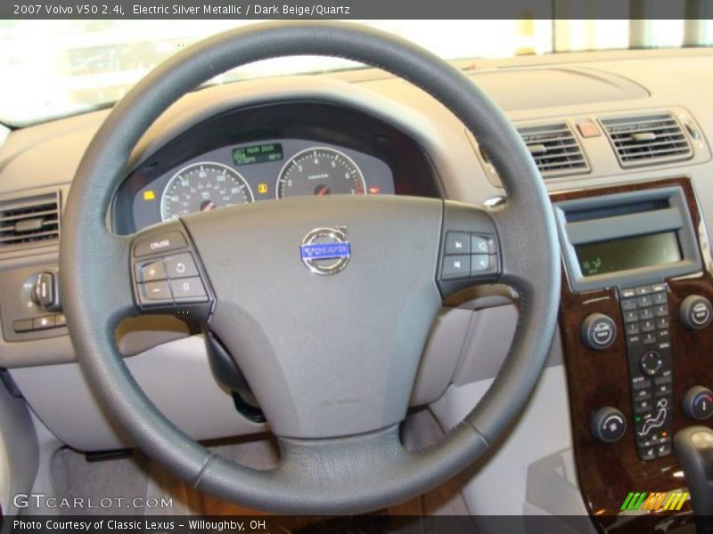 Electric Silver Metallic / Dark Beige/Quartz 2007 Volvo V50 2.4i