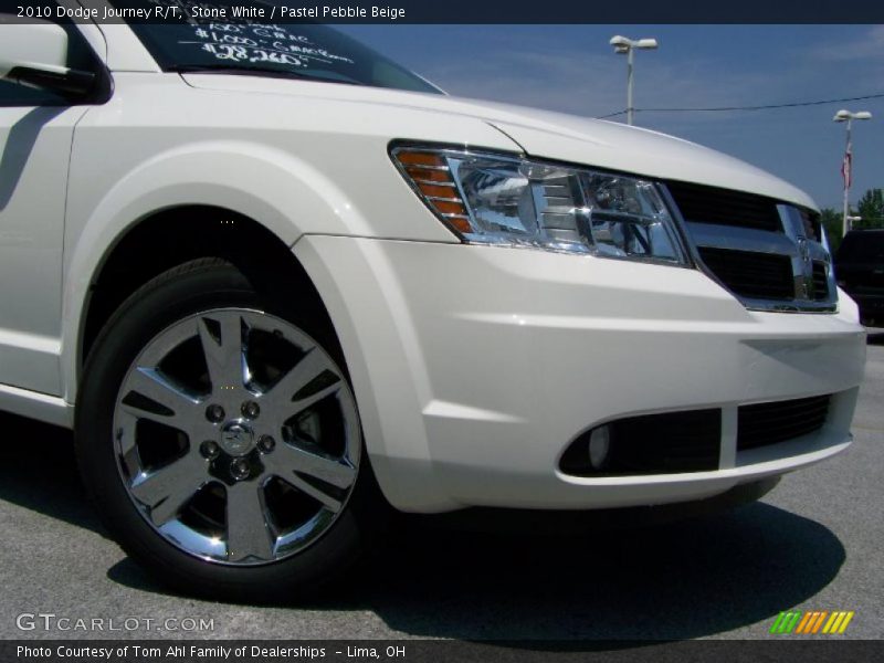 Stone White / Pastel Pebble Beige 2010 Dodge Journey R/T