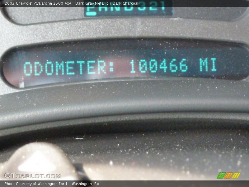 Dark Gray Metallic / Dark Charcoal 2003 Chevrolet Avalanche 2500 4x4