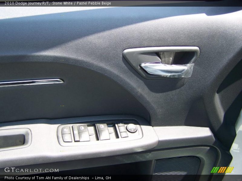 Stone White / Pastel Pebble Beige 2010 Dodge Journey R/T