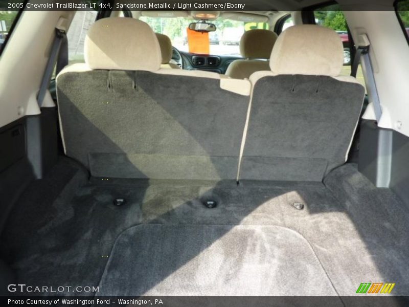 Sandstone Metallic / Light Cashmere/Ebony 2005 Chevrolet TrailBlazer LT 4x4