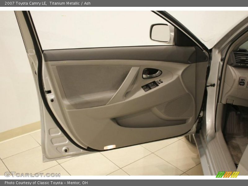 Titanium Metallic / Ash 2007 Toyota Camry LE