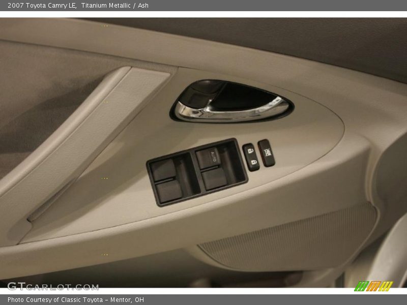 Titanium Metallic / Ash 2007 Toyota Camry LE