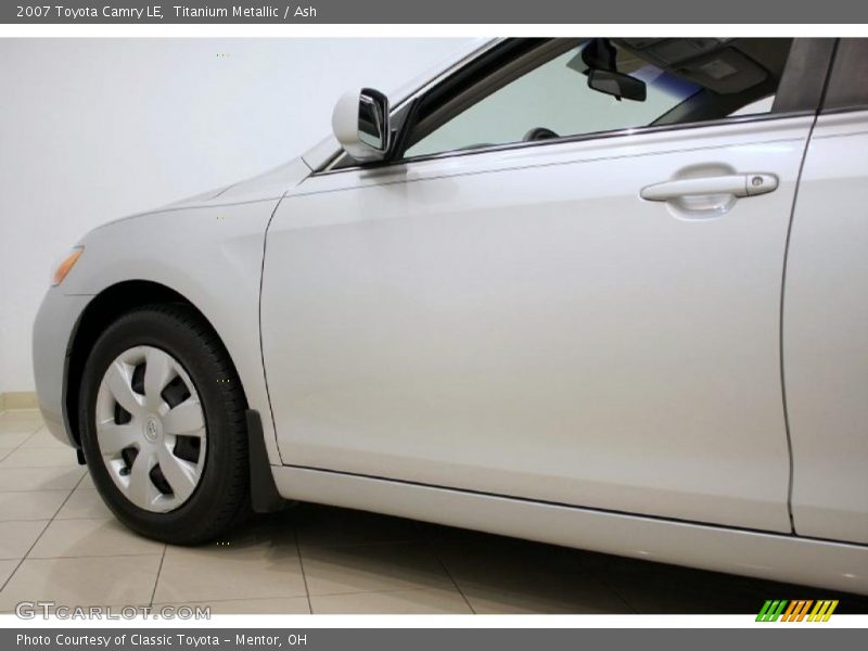 Titanium Metallic / Ash 2007 Toyota Camry LE