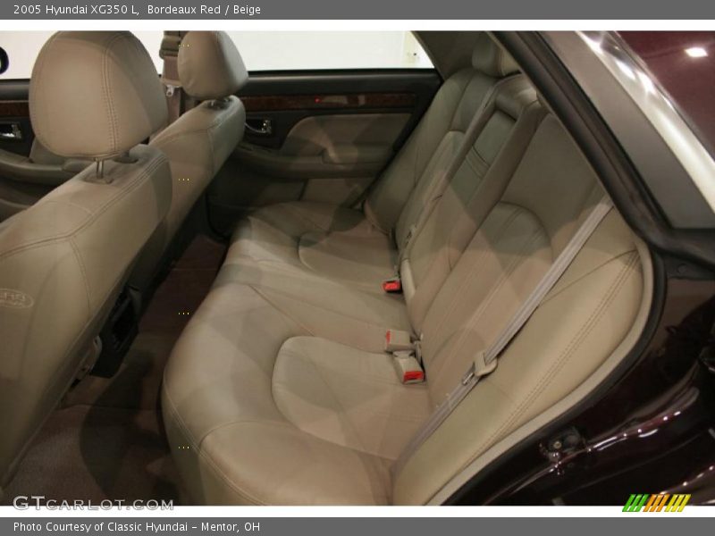 Bordeaux Red / Beige 2005 Hyundai XG350 L
