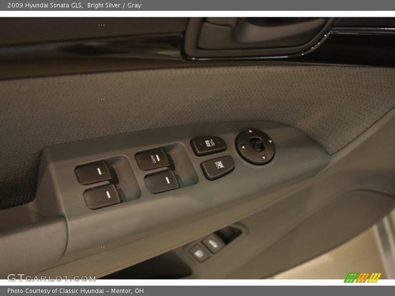 Bright Silver / Gray 2009 Hyundai Sonata GLS