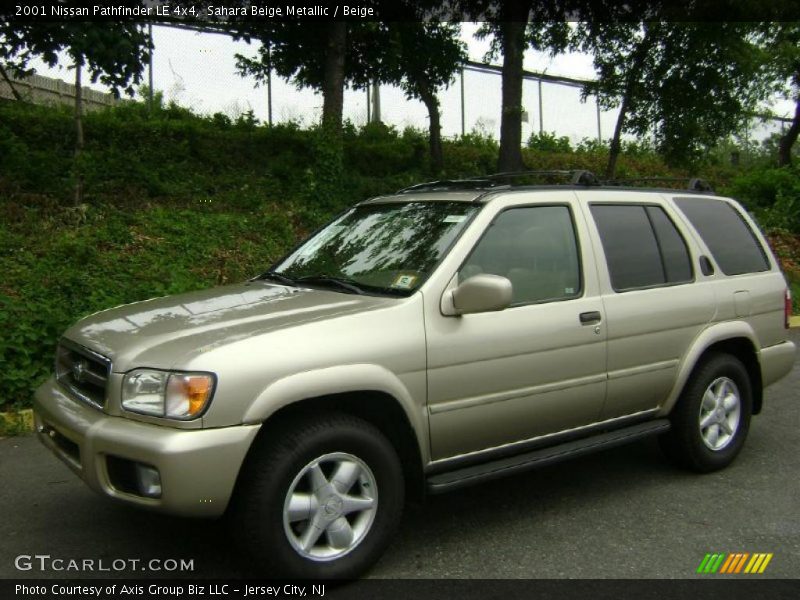 Sahara Beige Metallic / Beige 2001 Nissan Pathfinder LE 4x4