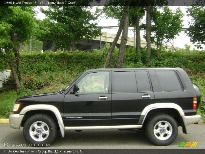 Ebony Black / Gray 1998 Isuzu Trooper S 4x4