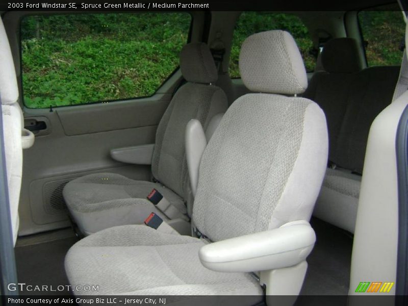 Spruce Green Metallic / Medium Parchment 2003 Ford Windstar SE