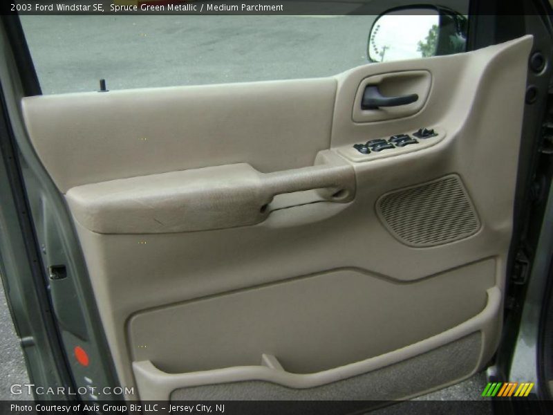 Spruce Green Metallic / Medium Parchment 2003 Ford Windstar SE